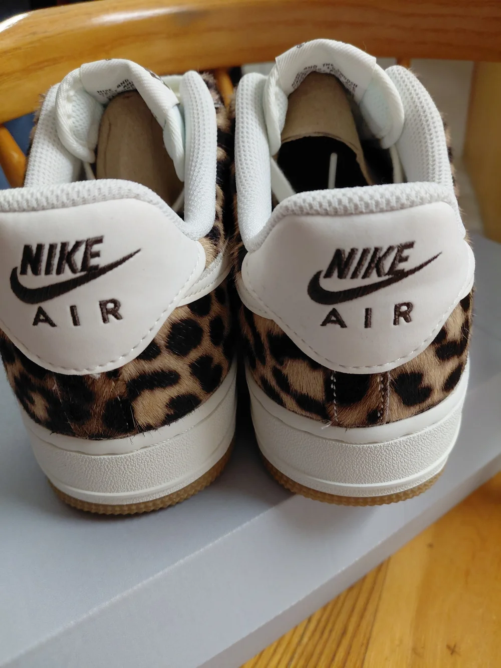 Nike low top
